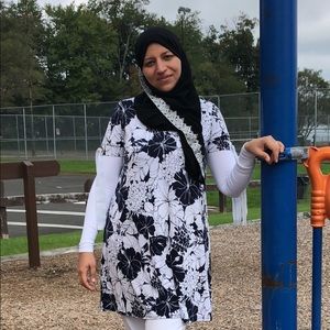 Meet your Posher, Dalia